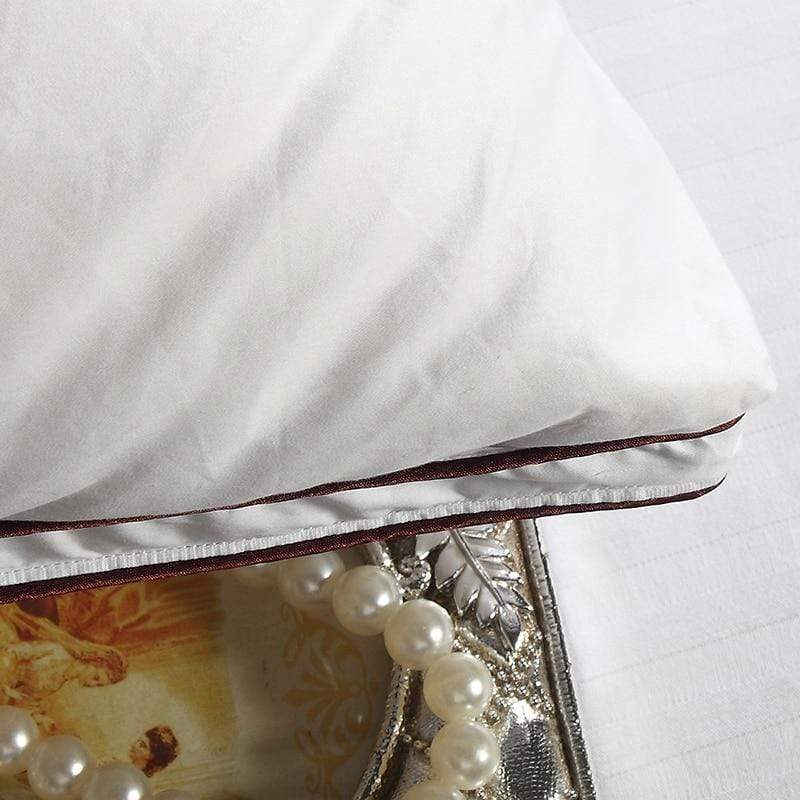 Doughy Pillow - Nordic Side - bed, bedding, bis-hidden, duvet