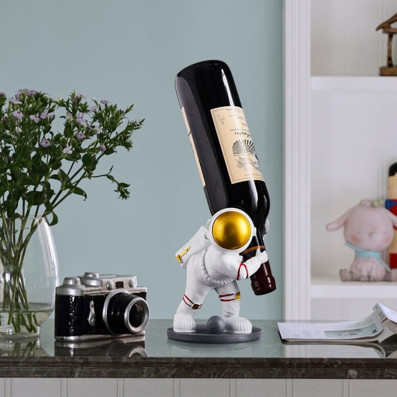 HomeQuill™ Astronaut Wine Holder - Nordic Side - 