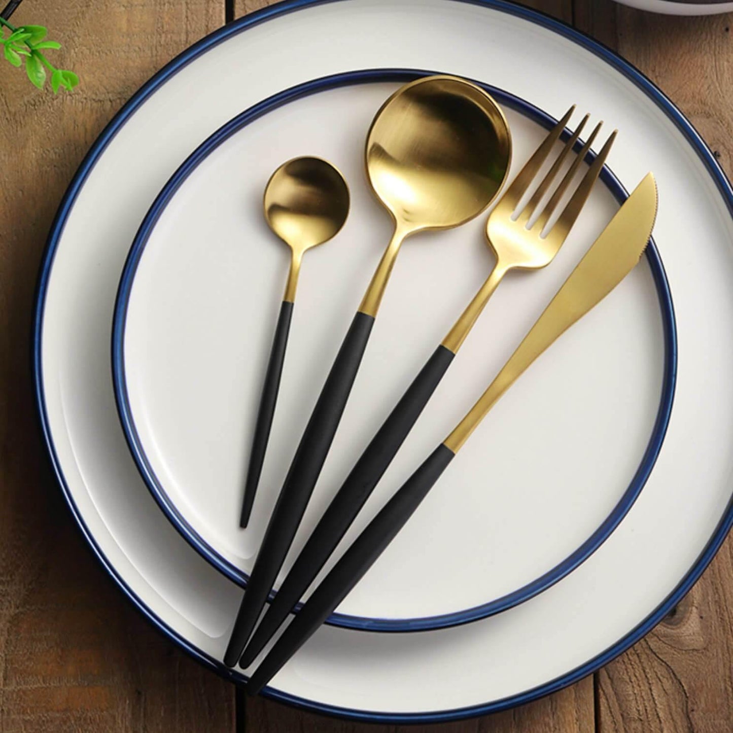 4 Pcs Black & Gold Cutlery Set - Nordic Side - 