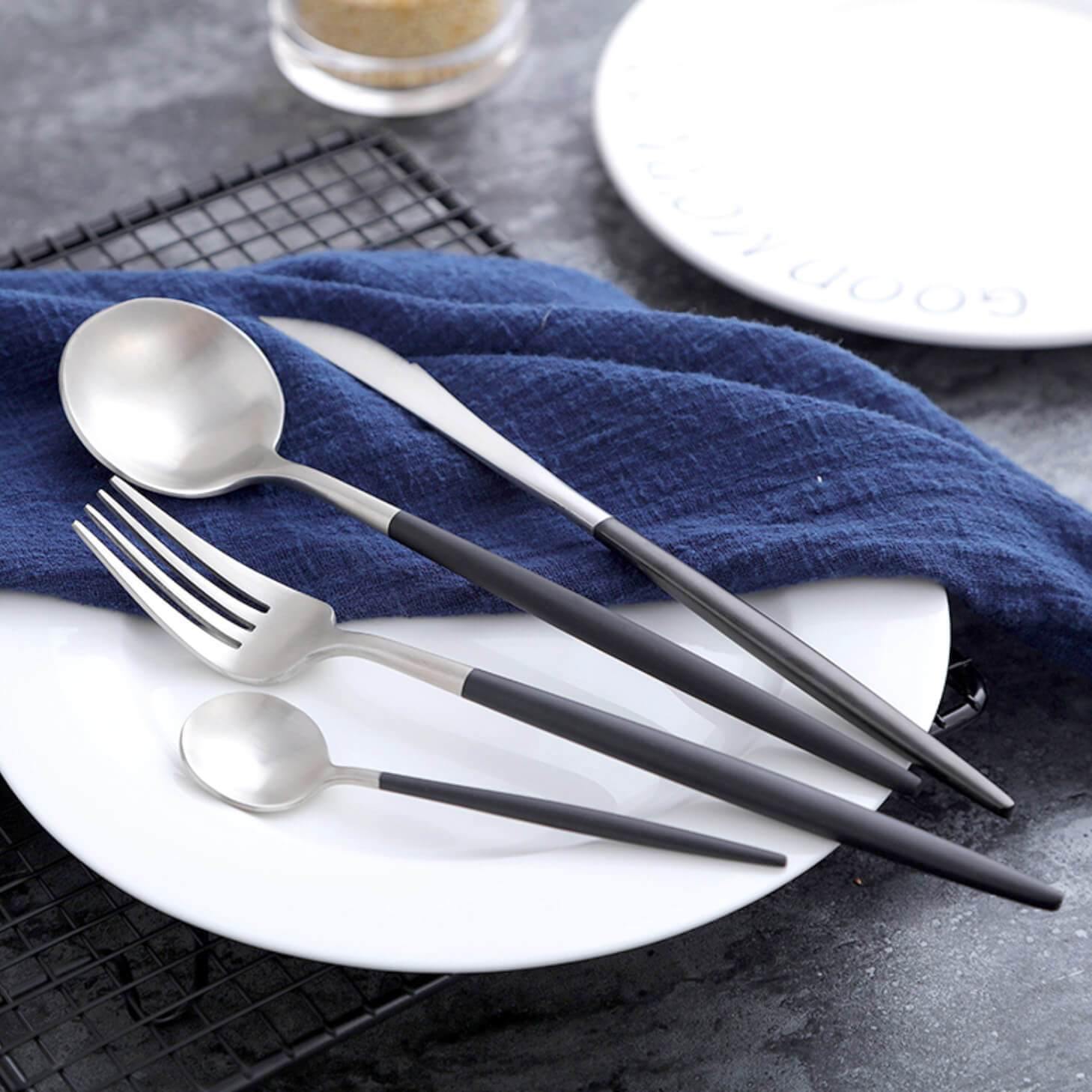 4 Pcs Black & Silver Cutlery Set - Nordic Side - 
