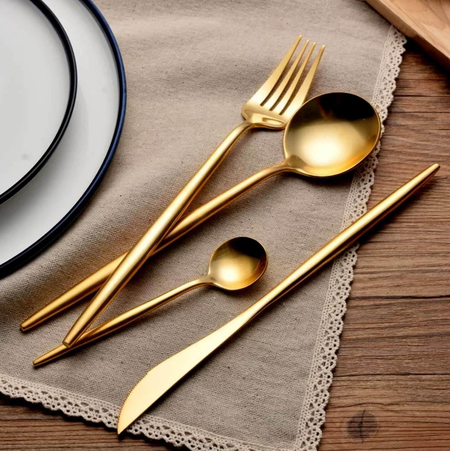 4 Pcs Pure Gold Cutlery Set - Nordic Side - 