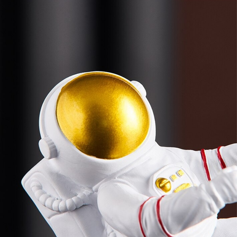 HomeQuill™ Astronaut Wine Holder - Nordic Side - 