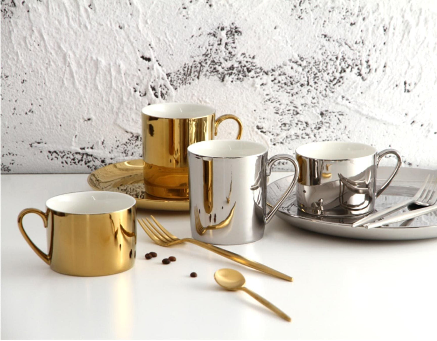 Ceramic Silver/Gold Cups & Plates - Nordic Side - 