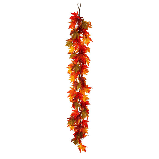 Glitzhome LED Lighted Fall Maple Leaves Wreath/Garland