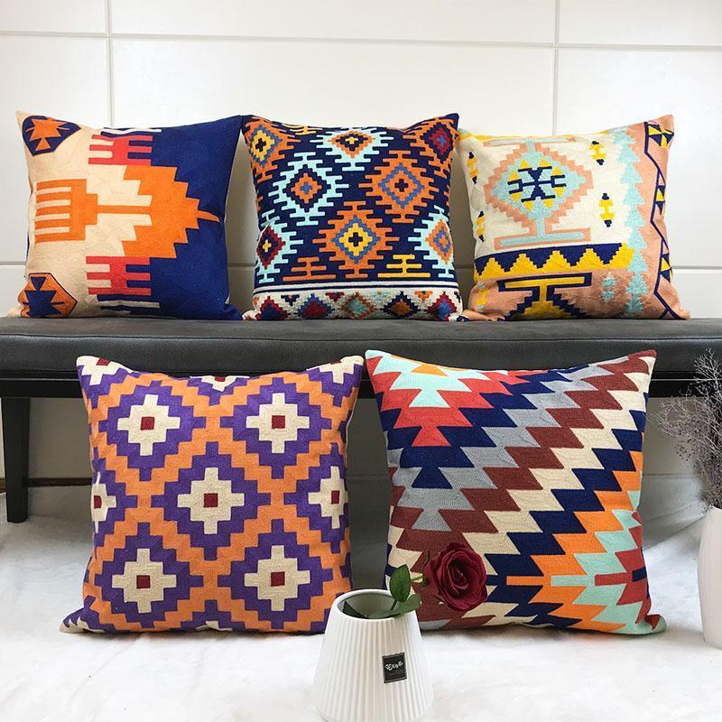 Geometric Embroidered Canvas Cushion Cover - Nordic Side - 