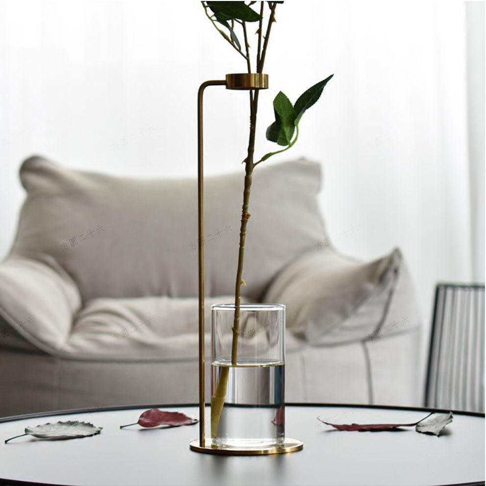 Minimal Iron Vase - Nordic Side - 