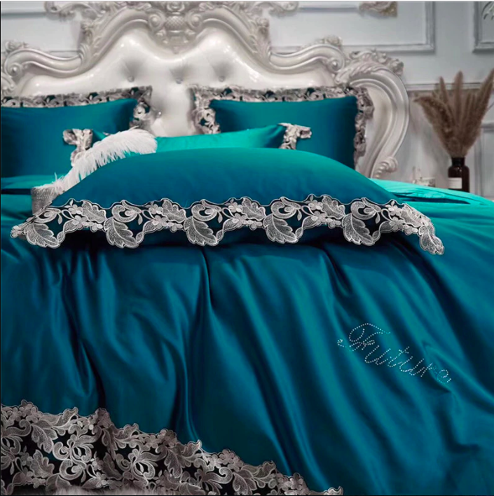 Luxury 4 Pieces Cotton & Lace Bedding Set - Nordic Side - 