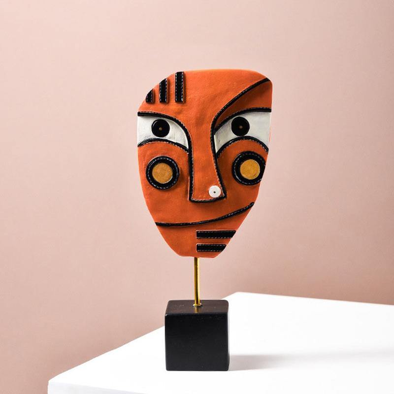 HomeQuill™ Abstract Face Tabletop Figurine - Nordic Side - 