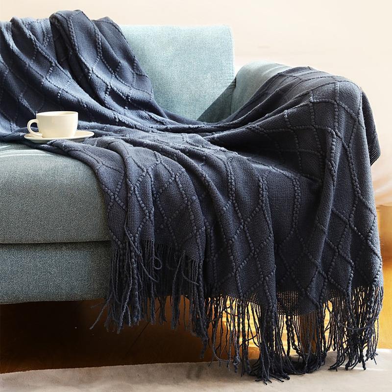 HomeQuill™ Knitted Throw Blanket - Nordic Side - 