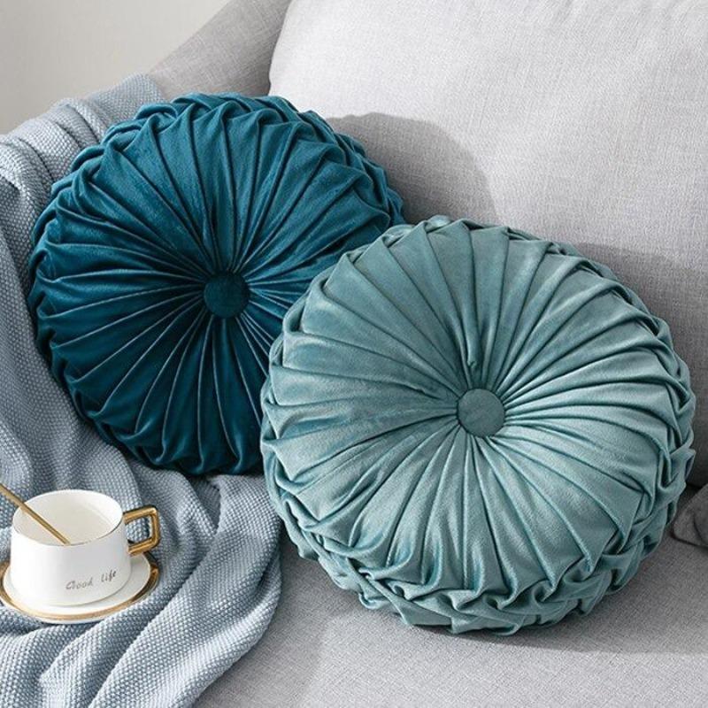 Round Tufted Velvet Cushion