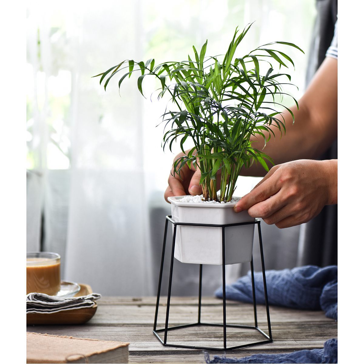 Dynesty - Hexagon Ceramic Planter & Stand - Nordic Side - 09-28, feed-cl1-planters, modern-pieces, modern-planter-collection