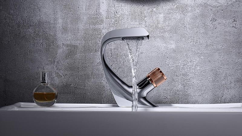 Annetta - Modern Chrome Plated Solid Brass Waterfall Spout Bathroom Faucet - Nordic Side - 03-18