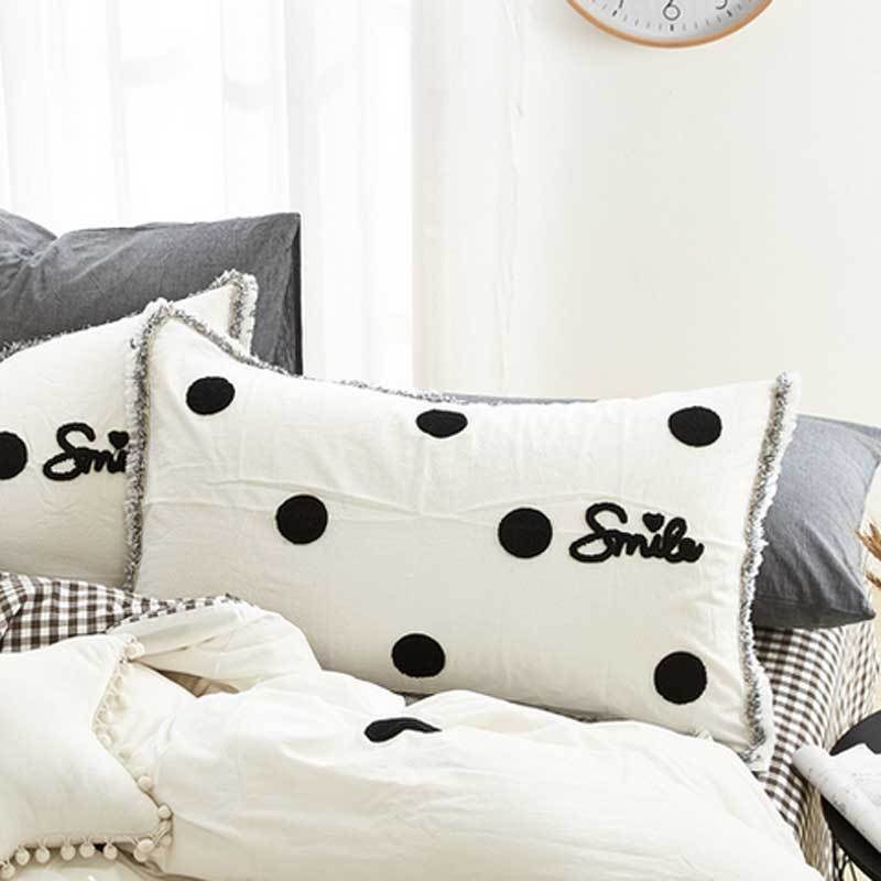 Smile Dot Pillow Case - Nordic Side - 