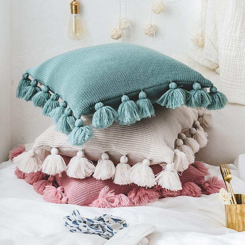 Knit Cushion Cover With Tassel - Nordic Side - 