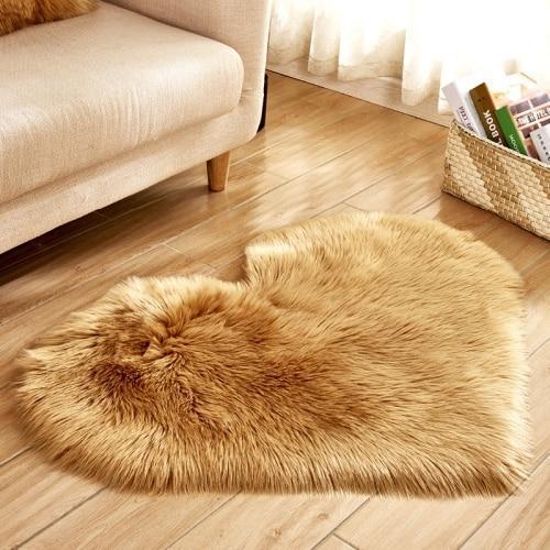 Cora - Faux Sheepskin Love Heart Rug - Nordic Side - 04-22, feed-cl0-over-80-dollars, large-rug, modern, modern-nordic, modern-rug, nordic, round-rug, shaggy-rug