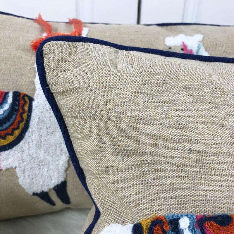 Alpaca Embroidery Cushion Cover - Nordic Side - 