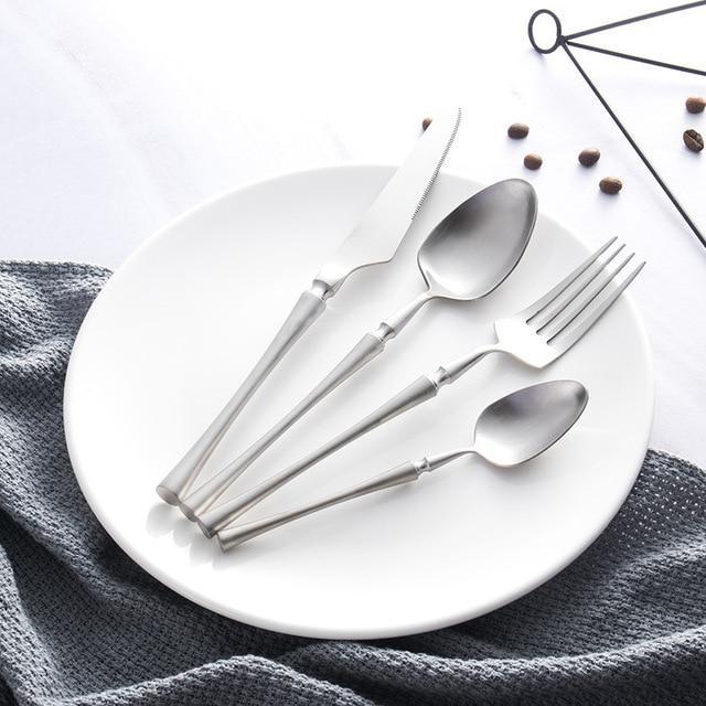 Antique Metal Cutlery Set - Nordic Side - 