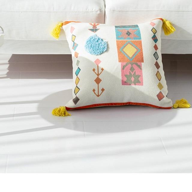 Tribal Tufted Cushion Cover - Nordic Side - New