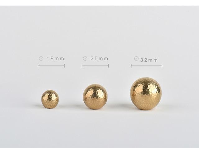 Oro Dimpled Gold Knob - Nordic Side - not-hanger